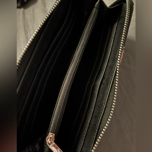 Loungefly Harry Potter Pattern Wallet - Picture 3 of 3